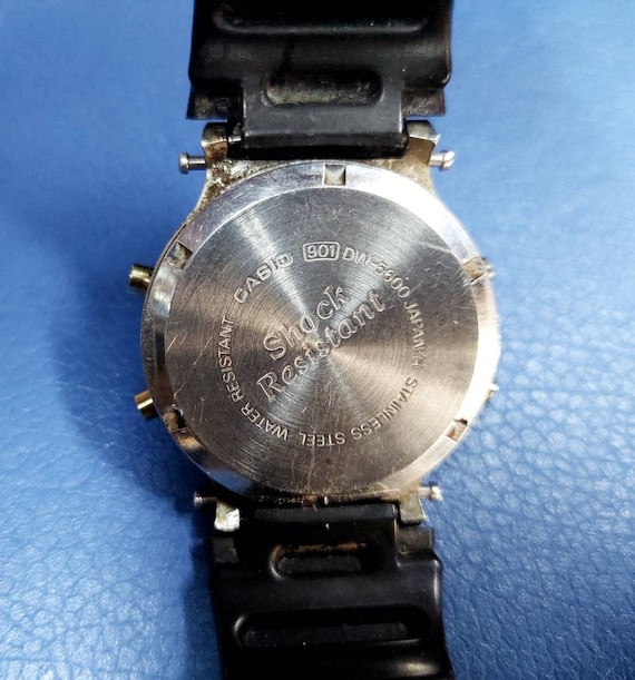 Rare Gold Button Casio G-shock DW-5600 901 Lcd Watch Digital