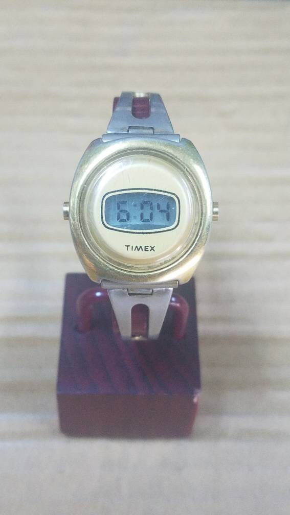 timex ssq lcd watch