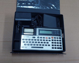 Casio FX-820P Personal Electronic Computer with Case *** good condition ***