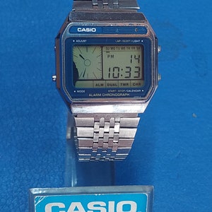 カシオデータバンク　日本製　80年代レトロ　 デジタル 日本未発売・海外モデル！1980年代から生産しているデータ