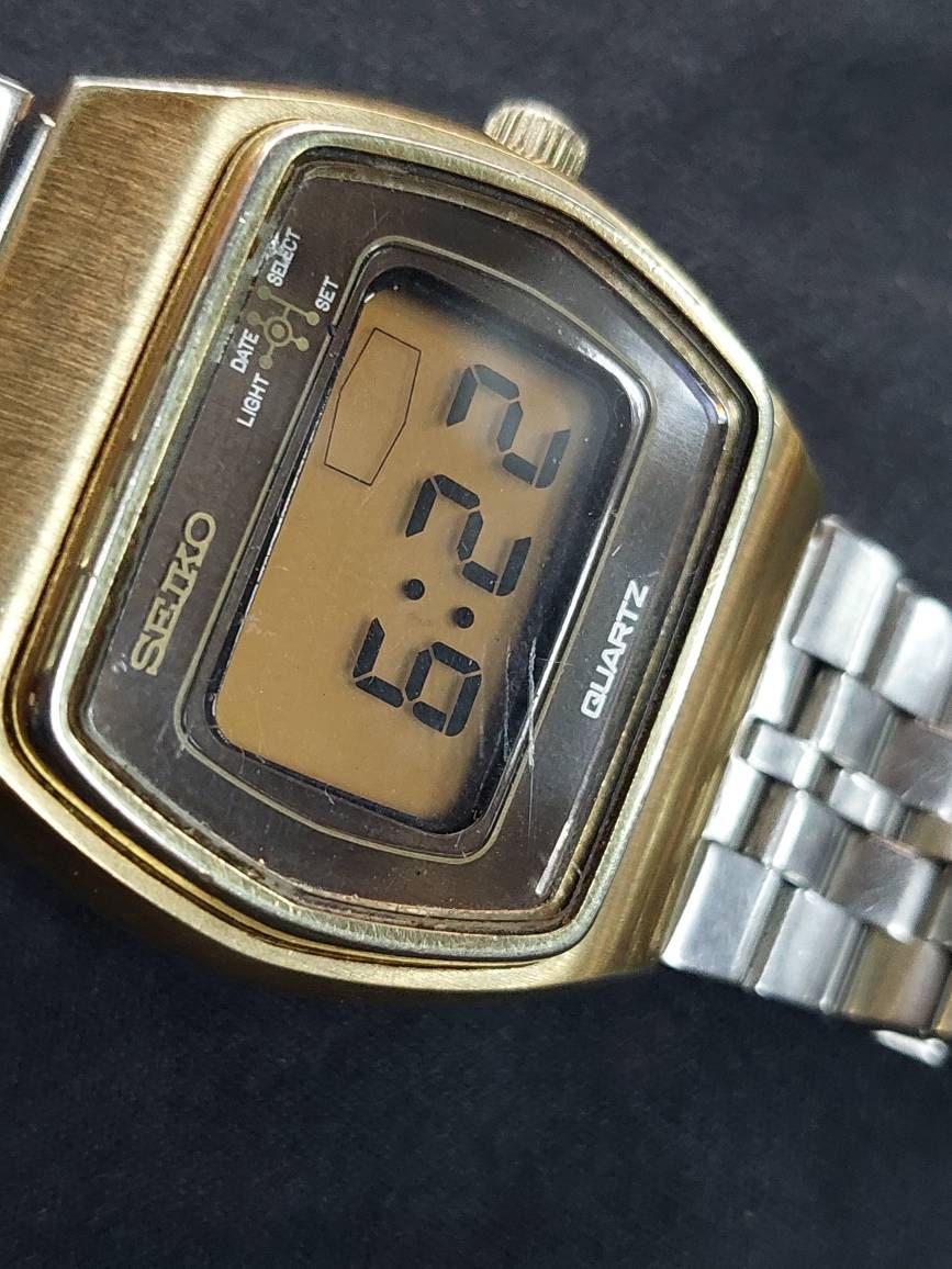 セイコー 0533-5005 金メッキ クォーツ LCD コレクターズ