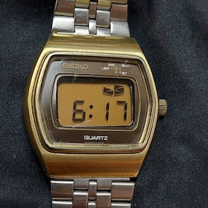 Seiko 0533-5005 Gold Plated Quartz LCD Collectible Watch *** Full Working , as is ***