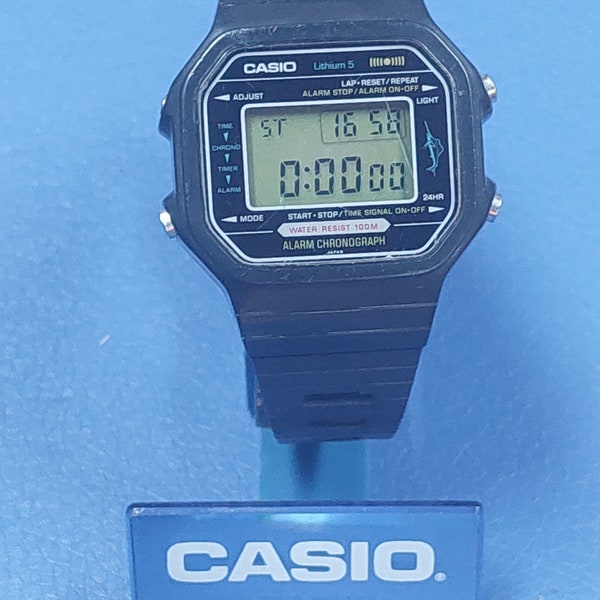 Vintage Casio 106 H-110 Marlin Digital Men's *** Full working ***