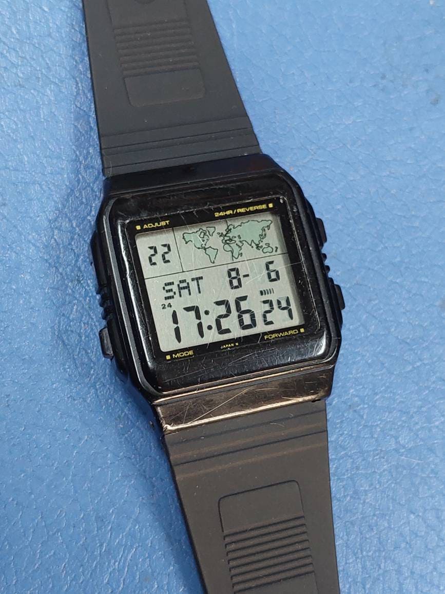 Casio A300U World Time Module.643 Digital Alarm Quartz Vintage Men’s Watch