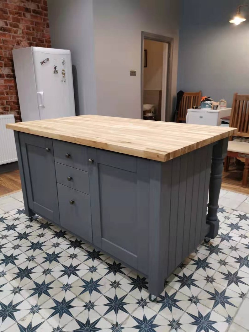 Bespoke farmhouse kitchen island The Burford image 6