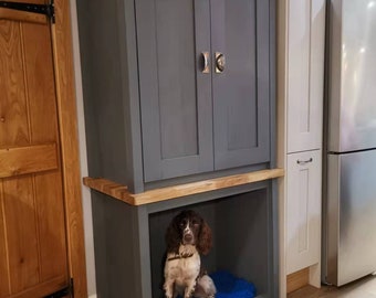 dog crate with larder