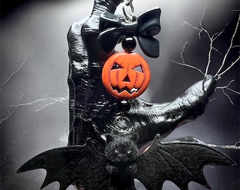Creepy Bat Pumpkin Keychain | Gothic Halloween Bag Charm