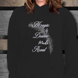 A Discovery fo Witches T-Shirt, Magic Is Desire Made Real. Witch & Vampire, All Souls, Diana Bishop, Matthew Claremont.
