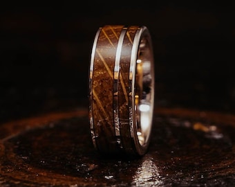 Unique Whiskey Barrel Ring Wood Wedding Ring  8mm Mens Wedding Band Whiskey Ring Tungsten Wedding Band Mens Ring rose gold Wood Ring Men