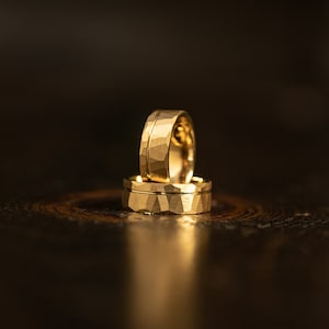 Yellow gold tungsten Hammered wedding Ring, Hammered Brushed Tungsten gold Band, gold hammered ring, Mens Ring, 8mm Tungsten, Wedding Band image 5