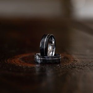 Black Hammered wedding Ring, Hammered silver Tungsten Carbide Band, white gold strip, Mens Ring, 8mm Tungsten, Wedding Band, Brushed Ring image 7