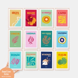 Reisafdruk set van 12, galerijwandset, afdrukbare reiskunst aan de muur, Mykonos St Tropez Ibiza Miami Bondi Capri Santorini kleurrijke posterkunst