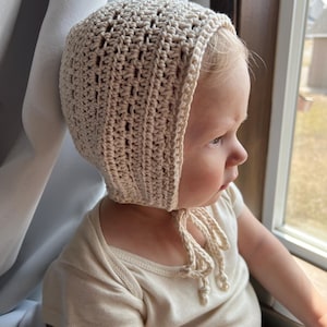 Organic Cotton Crocheted Baby Bonnet: Handmade Vintage Style | baby shower