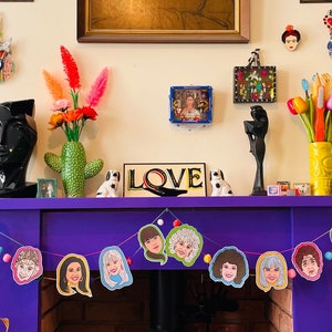 Kit de banderoles pour cartes Walford Queen ! Fait main, Eastenders, cadeau ! Fabuleux, amusant, kitsch, étudiant, guirlande, bureau à domicile, art mural !