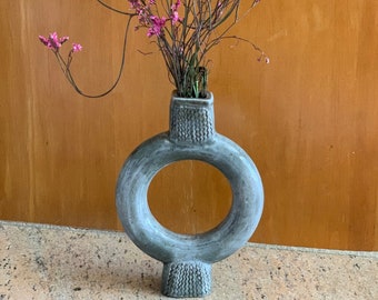Vase, Donut Vase, Flower Vase, Ceramic Vessel, Donut Vessel, Handmade, Gift, Pottery