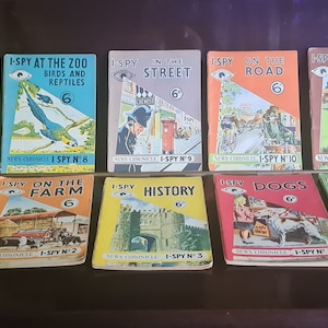 ISPY BOOKS News Chronicle  original books