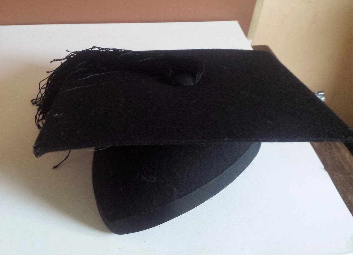 mortar board regalia