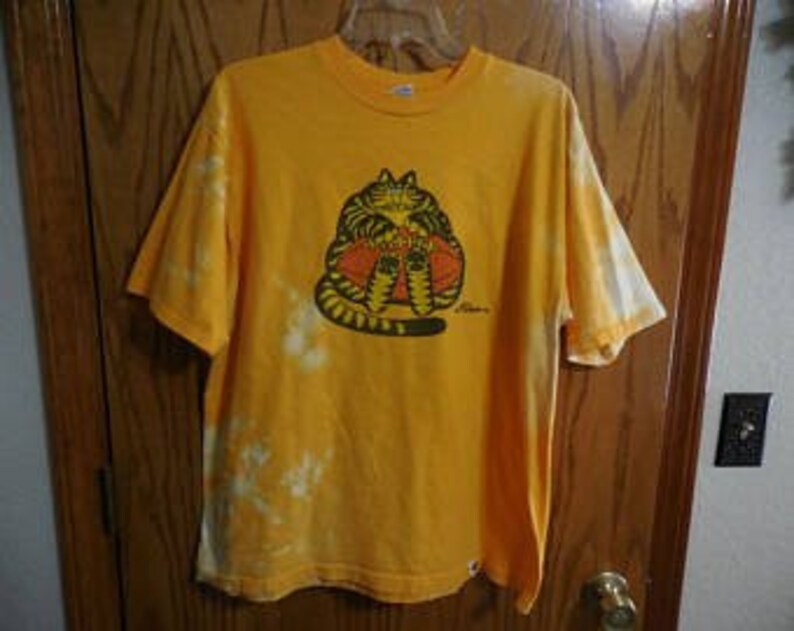 EX Large Vintage Golden Yellow Tie Dye Kliban Cat T-Shirt Vintage KLIBAN Cat Crazy Shirt Football Cat