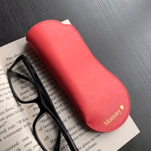 Personalised Glasses Case, Gift for Grandmother, Customised Present for Grandfather, Unique Gift for Mom, gift for Dad, Christmas gift ideas, black spectacles sleeve, brown sunglasses slip case, red lovers gift, yellow gift