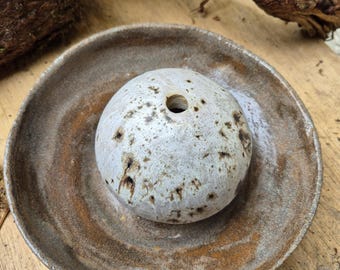 Mini-chat lancé à la main ou fontaine d'intérieur