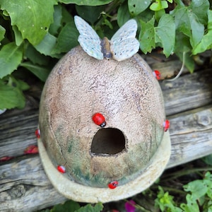 ceramic bumblebee house/insect hotel