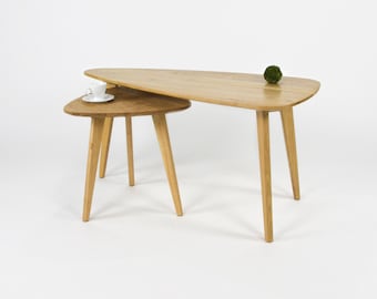 Zwei Couchtische aus massiver Eiche, Table Basse, Kaffeetisch, Mesa de Café, Tisch, Couchtisch