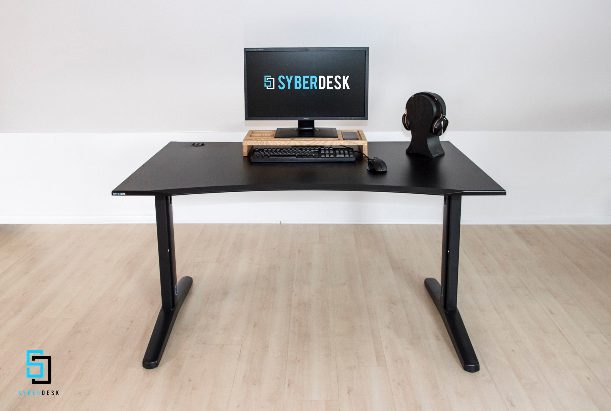 Syberdesk Gaming Desk With LED and USB Port for Gamers Ambilight