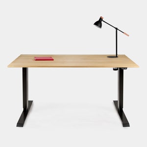 Eenvoudig/eikenhouten staand bureau, elektrisch bureau, eenvoudig, computerbureau