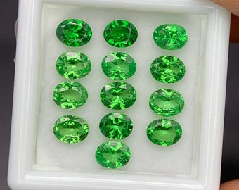 Natural Tsavorite Garnet Lot 4.62 Carat 5x4 MM Oval Shape Faceted Gemstone 13 Piece Lot