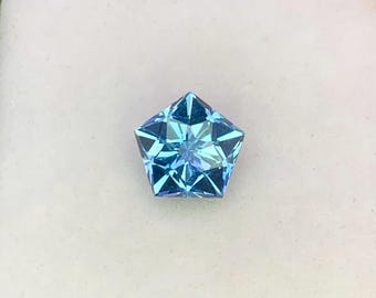 天然アクアマリン 0.68カラット 6.2x6.2mm 五角形ファセットカット宝石