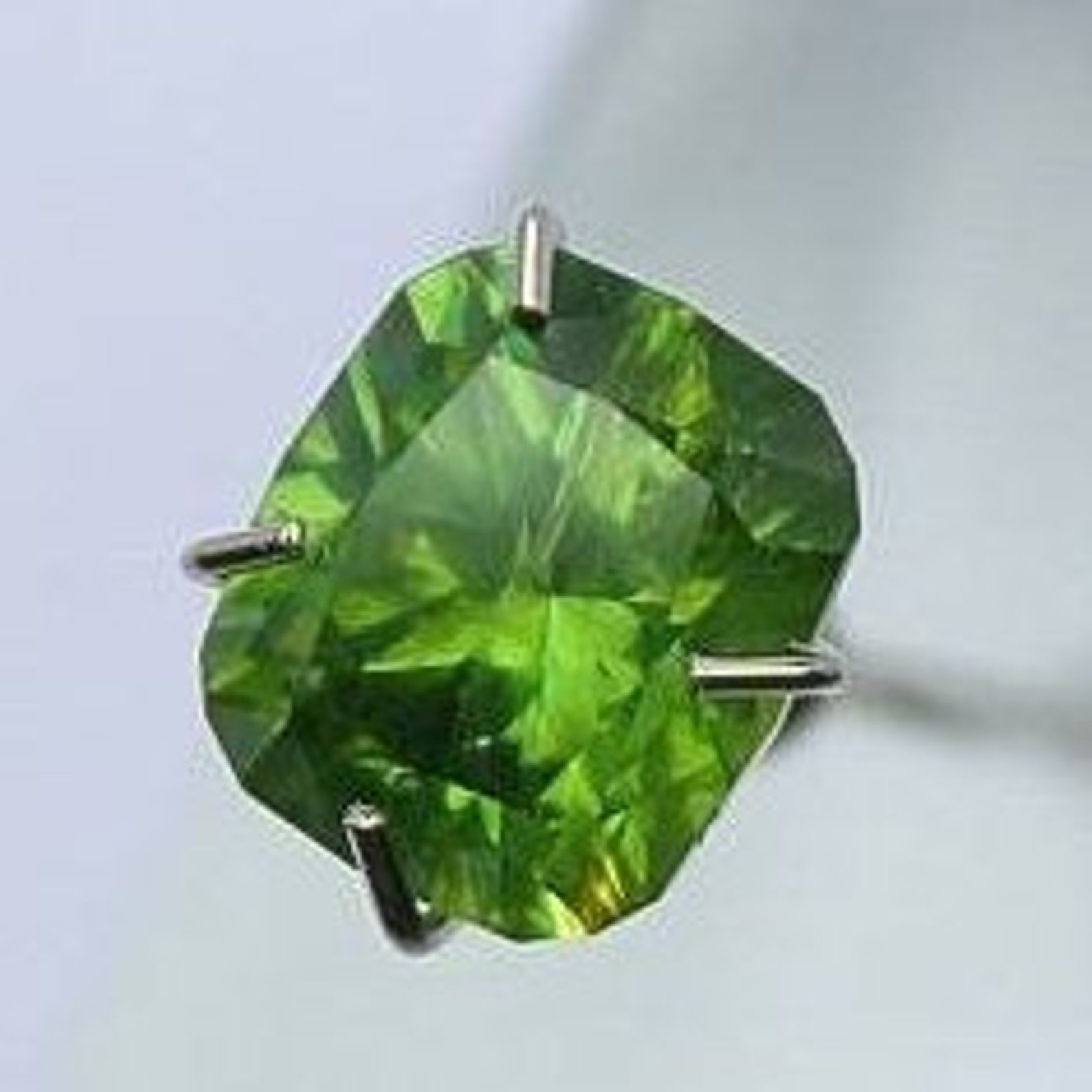 Natural Rare Russian Demantoid 3.08 Carat 8.5x7.5 MM Etsy