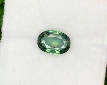 Natural Bi Color Sapphire 1.29 Carat 7.7x5.5 MM Oval Shape Faceted Gemstone
