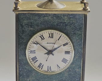 Molnija "Tank" -Uhr aus Messing und grünem Marmor, gewartet und in einwandfreiem Zustand, c. 1960-1970