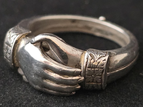 Vintage Sterling Silver Clasped Hands Ring, c.1930-1940