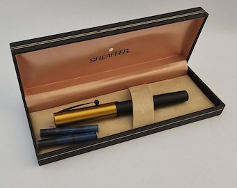 パーカー 51 万年筆、ブラッシュドスチールキャップ、1950-1959年