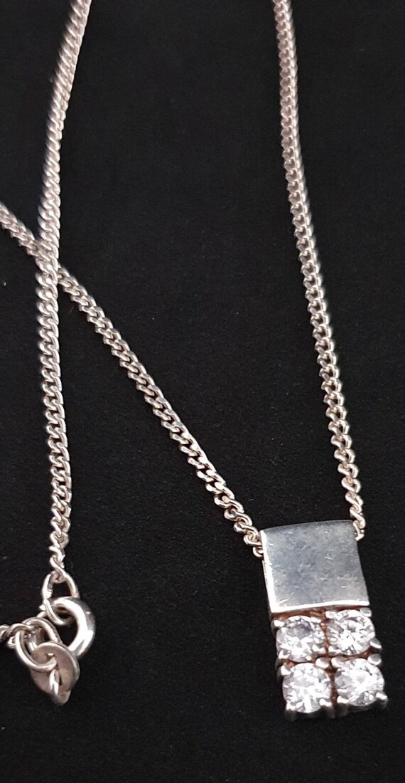 Silver pendant deals set with chain