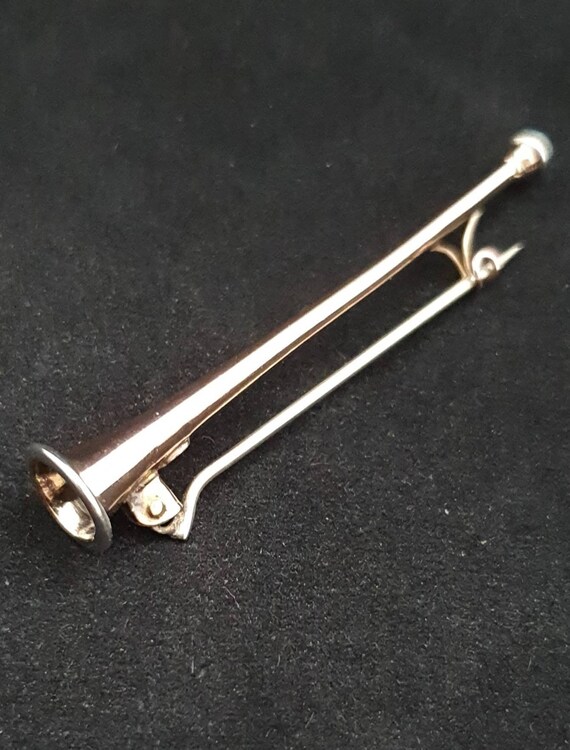 Broche à collier magnétique - Canada