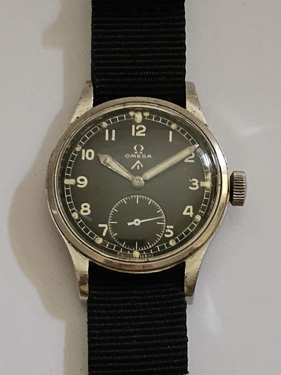 Reloj de pulsera Omega para el ejército británico, circa 1943