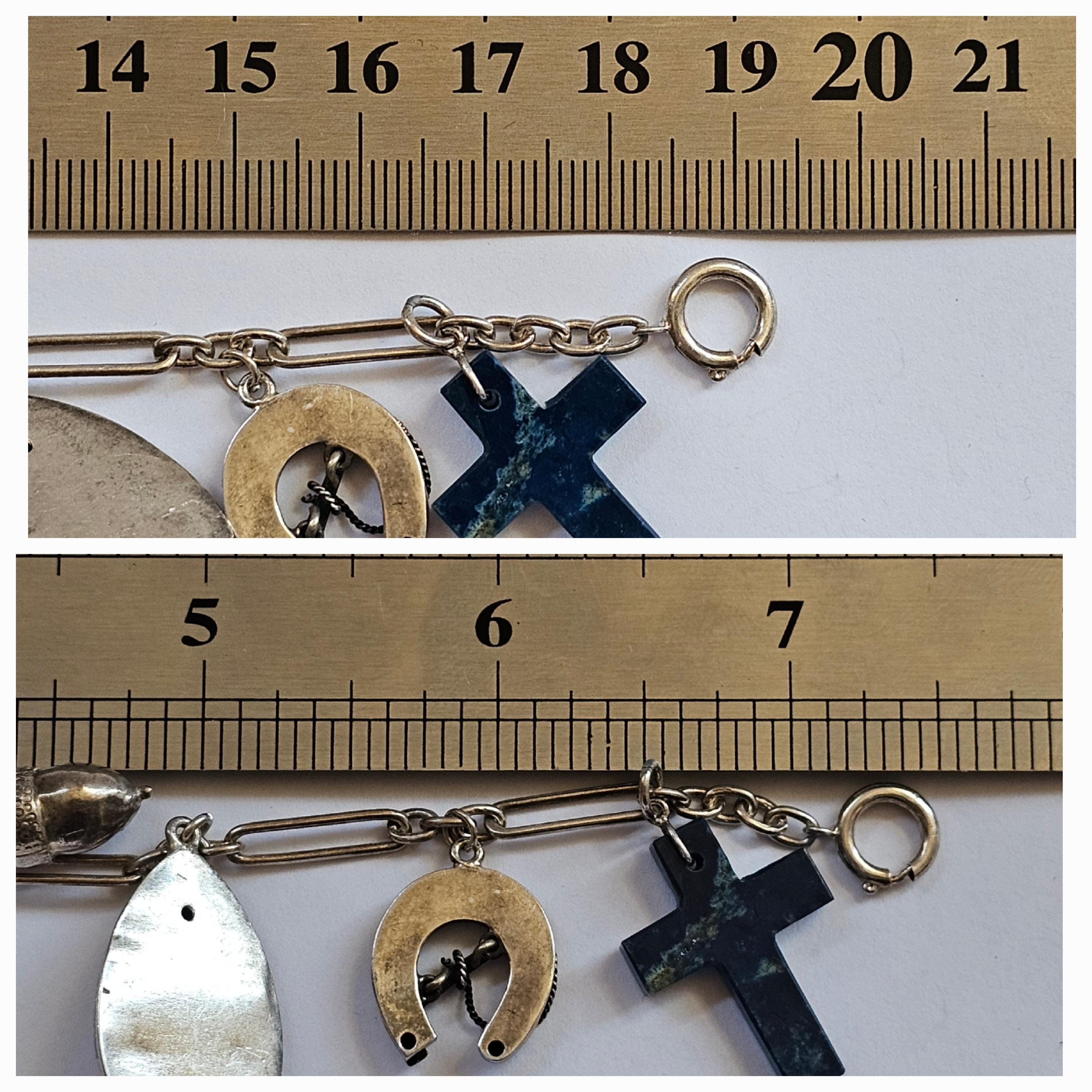 ビクトリア朝のシルバーチャームブレスレット、バーミンガム、1888年