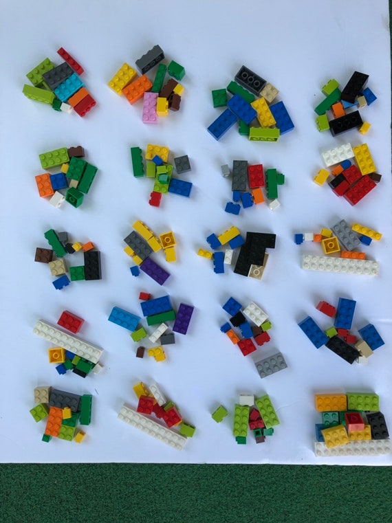 200 pièces briques et blocs Lego uniquement lot en vrac de couleurs  mélangées toutes les pièces