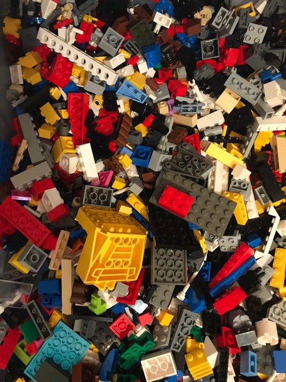 LEGO® en vrac. Grand lot de blocs, briques, pièces et pièces. LEGO