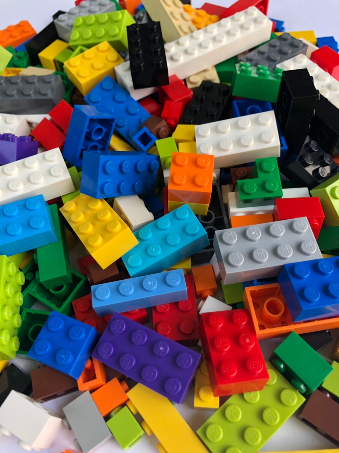 Lego 100 Bulk Lot ALL BRICKS BLOCKS LOT Mixed Sizes Basic Building Parts Pieces 