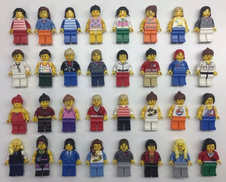 lot of lego figures
