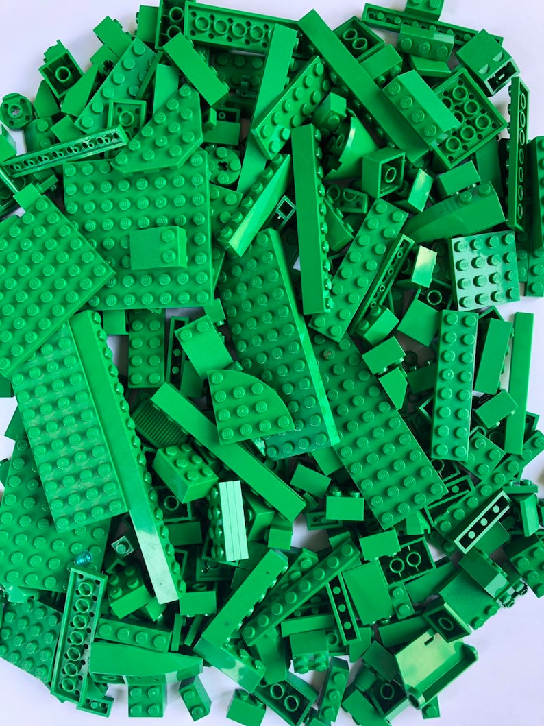 Each pound has 1 Minifigure Best Price! Clean 1 pound of Lego Legos
