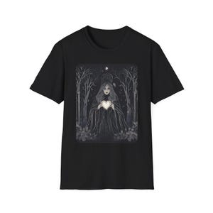 Hecate Greek Goddess, Mystical Heart Unisex T-Shirt, Gothic Style Tee, Crossroads, Magic, and Witchcraft Casual Wear, Vintage Aesthetic