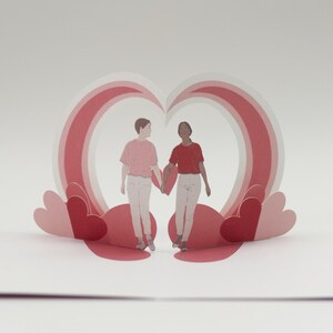 Carte pop-up romantique pour la Saint-Valentin avec deux femmes finie à la main