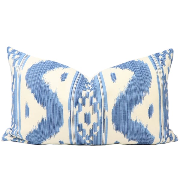 READY TO SHIP Quadrille Bali Hai pillow cover in Blues on Tint 2020-01 // Designer pillow cover // High end pillow with knife edge