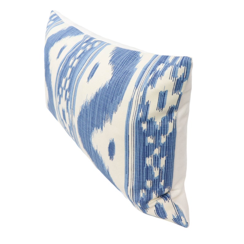 READY TO SHIP Quadrille Bali Hai Pillow Cover in Blues on Tint 2020-01