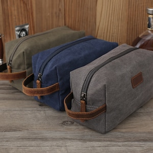 Cadeau personnalisé pour garçons d'honneur, kit Dopp en toile lavée, kit de rasage personnalisé, trousse de voyage pour homme, trousse de toilette pour homme à monogramme, cadeau pour la Saint-Valentin