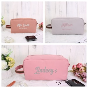 Personalized toiletry bag, Bridesmaid Gift, Toiletry organizer, Girlfriend Makeup Bag, Cosmetic bag, Anniversary gift for her,Christmas Gift